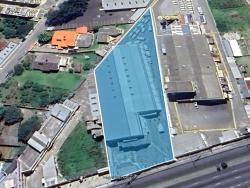 Alquiler bodega industrial 2000m2 con oficinas, Carapungo, Q