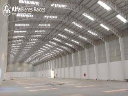 VENTA DE BODEGA INDUSTRIAL 6.000M2 NORTE DE QUITO - PIFO.