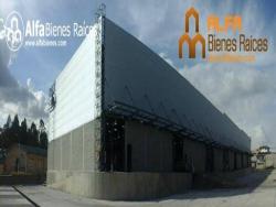 Se alquila bodega 5500m2 - Norte de Quito - En Complejo