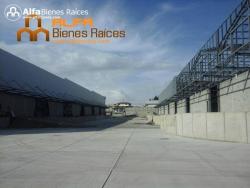 Se alquila bodega 4000m2 - Norte de Quito - En Complejo