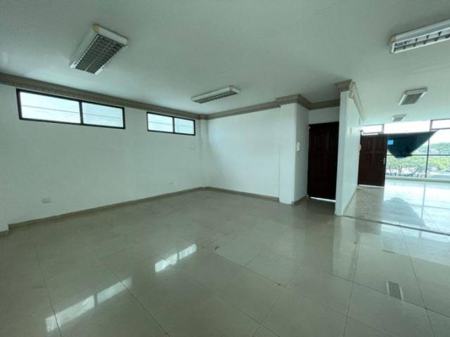 #4282 - Edificio para Venta en Guayaquil - G