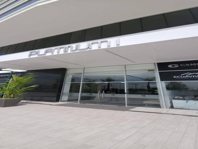 EN ALQUILER OFICINA 50.16 M2 - EDIF. PLATINUM BUSINESS CENTE