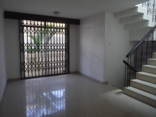 #4546 - Casa para Alquiler en Guayaquil - G