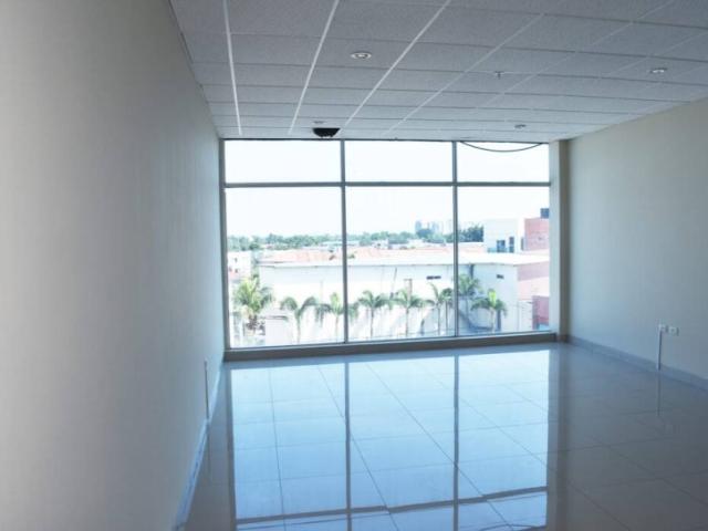 #4599 - Oficinas para Venta en Samborondón - G