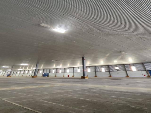 EN ALQUILER OFIBODEGA 7000M2- COMPLEJO BODEGUERO - DURAN- SE