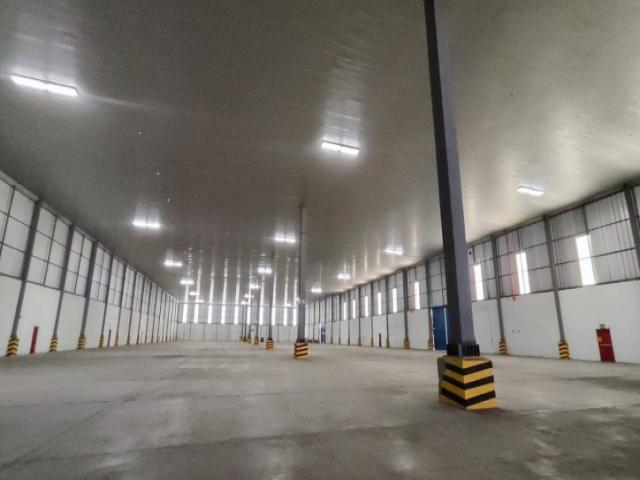 EN ALQUILER OFIBODEGA 7000M2- COMPLEJO BODEGUERO - DURAN- SE