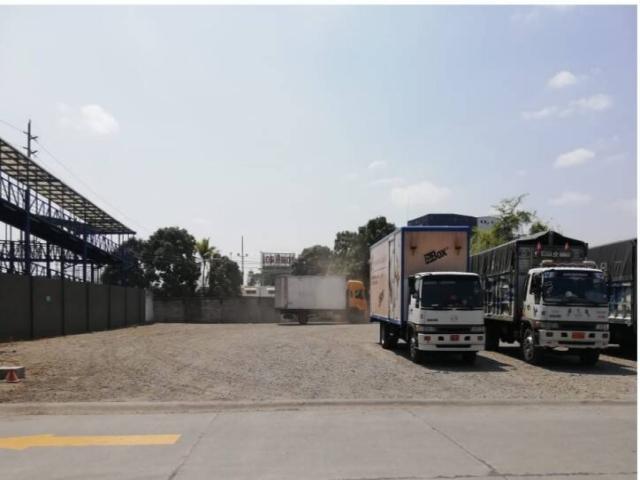 En alquiler terreno independiente 2450m2 - Vía a Daule Nort