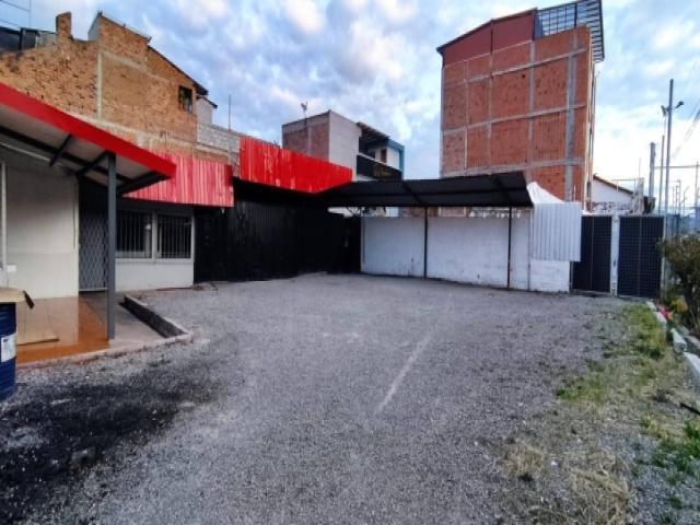 Venta en HUAYNA CAPAC Y ROCAFUERTE - Cuenca
