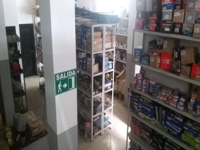 Venta Local comercial 2 plantas 479m2- Calle Lizardo García 